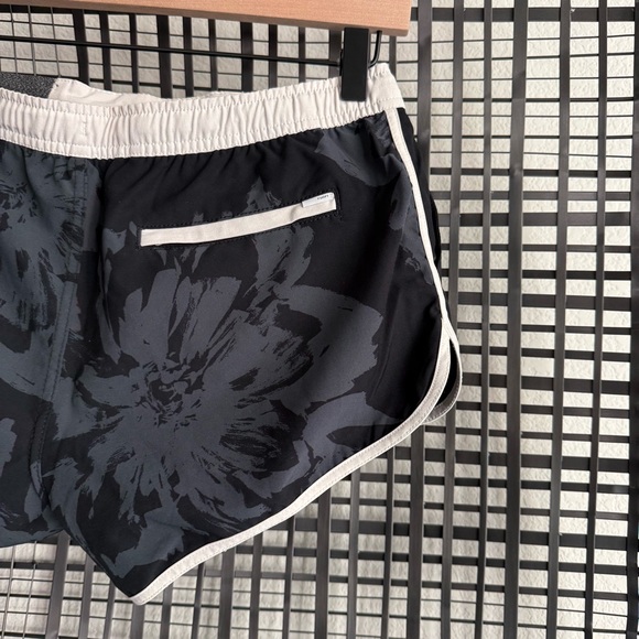 Vuori tavi shorts - Picture 3 of 5